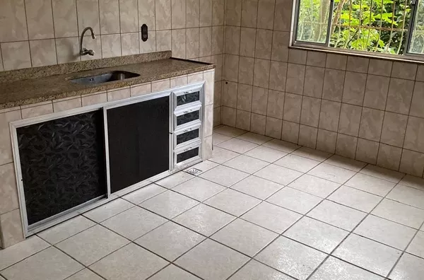 Casa para aluguel, 2 quarto(s),  Monte Castelo, Volta Redonda - Foto 1