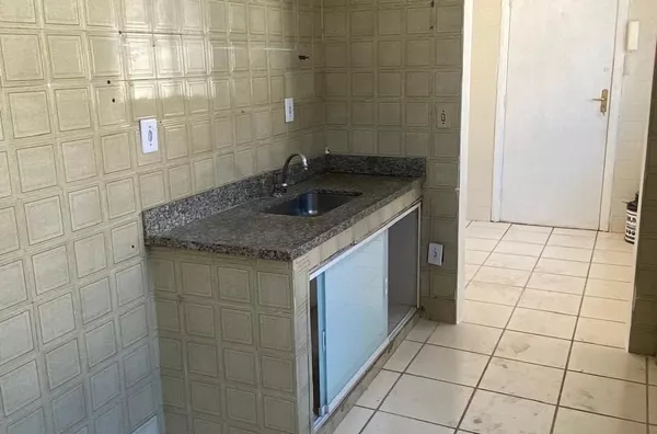 ALUGA-SE APARTAMENTO DE 3 QUARTOS NO ATERRADO, VOLTA REDONDA - Foto 5