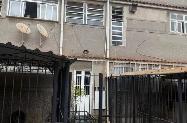 ENTRADA FUNDOS PRÉDIO