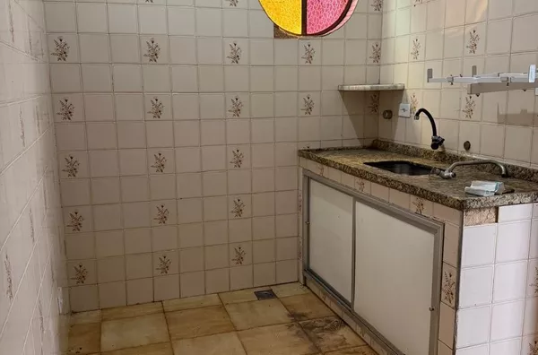 Casa para aluguel, 4 quarto(s),  Monte Castelo, Volta Redonda