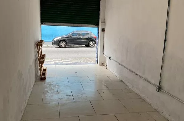 LOJA COM 34,9m²2 PARA LOCAÇÃO PRÓXIMO A PREFEITURA N O BAIRRO ATERRDAO - VOLTA REDONDA - Foto 3