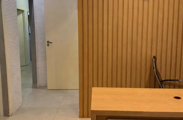 SALA COMERCIAL PARA LOCAÇÃO NA VILA SANTA CECÍLIA COM 4 CONSULTÓRIOS MOBILIADOR - Foto 1