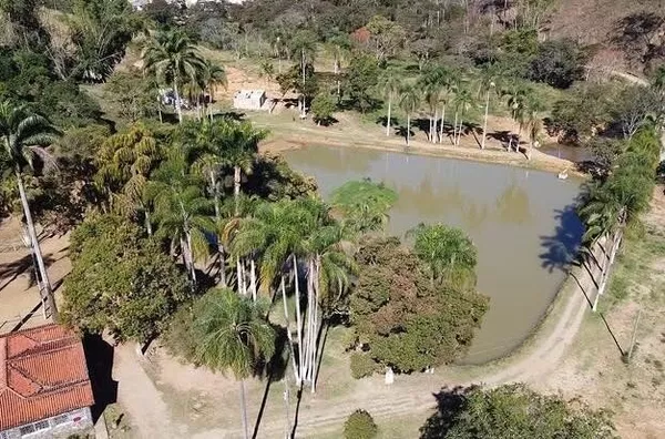 TERRENO A VENDA NO CLUBE HÍPICO FAZENDA BOA ESPERANÇA, EM AMPARO