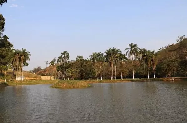 TERRENO A VENDA NO CLUBE HÍPICO FAZENDA BOA ESPERANÇA, EM AMPARO