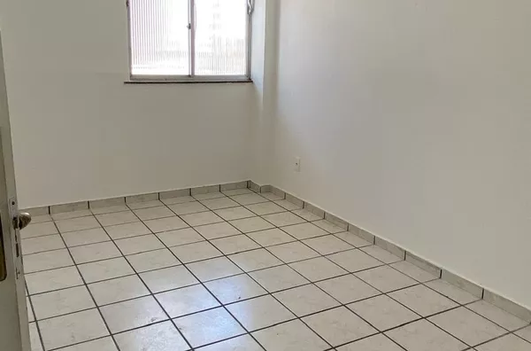 ALUGA-SE APARTAMENTO DE 3 QUARTOS NO ATERRADO, VOLTA REDONDA - Foto 10