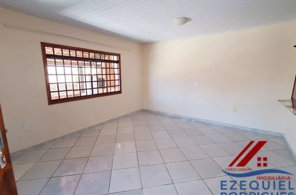Casa para aluguel, com 2 quartos, Parque Limeira Área II, Telêmaco Borba