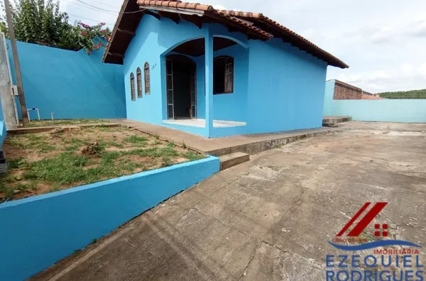 Casa para Venda com 3 quartos, Moradias Rio Alegre, Telêmaco Borba.