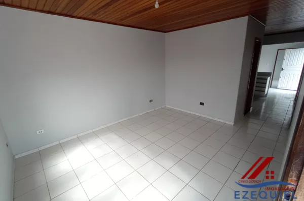 Casa para Venda com 3 quartos, Moradias Rio Alegre, Telêmaco Borba.