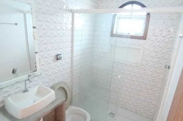 Casa para Venda com 3 quartos, Moradias Rio Alegre, Telêmaco Borba.