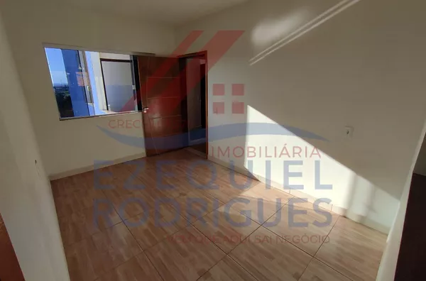 Apartamento para aluguel com 2 quartos e garagem, Área 03, Telêmaco Borba. - Foto 1