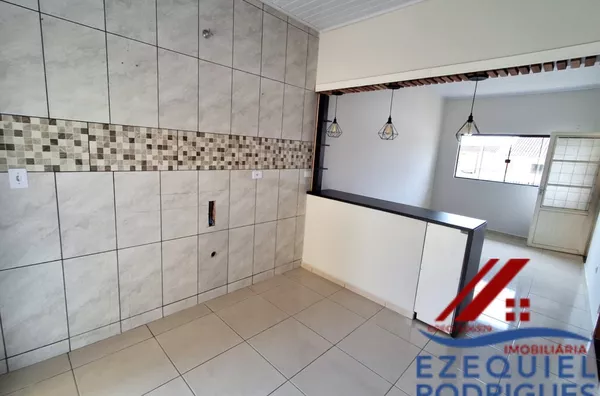 Casa para venda 3 quarto(s) Parque Limeira Área 6 Telêmaco Borba