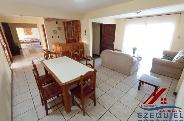 Apartamento para aluguel, mobiliado, 4 quartos, sobre loja, Centro Telêmaco Borba