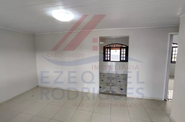 Casa para venda com 2 quartos, Vila São Francisco de Assis, Telêmaco Borba