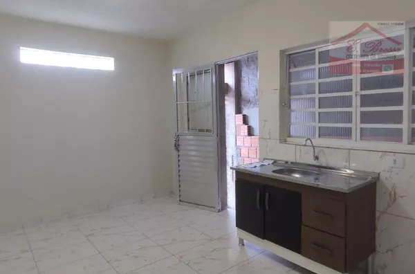 Imóvel com 3 Cômodos no Jaraguá Jd Santa Lucrecia