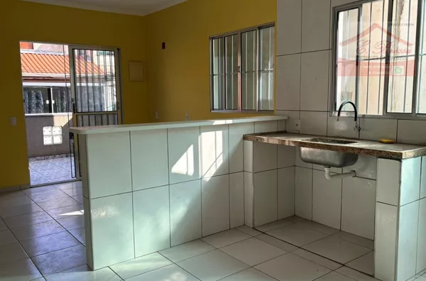 Casa para alugar próximo à Estação Aurora Sem Terra – 4 cômodos | Zona Norte SP