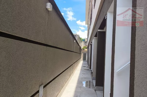 Duplex Moderno na Vila Nova Jaraguá | 2 Dorms, Varanda com Churrasqueira e Vaga