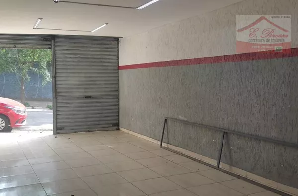 Anúncio Profissional – Salão Comercial 30m² na Rua Galvão Bueno Trigueirinho