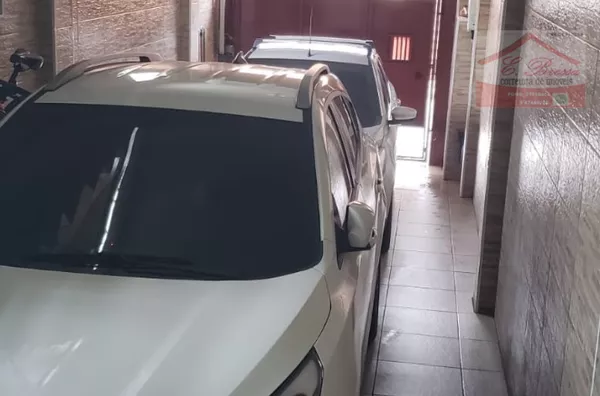 Casa com 2 suítes, 1 sala, 1 cozinha, 2 banheiros, 1 lavabo, 1 sótão, 1 área de serviço e 2 vagas de garagem - Foto 29