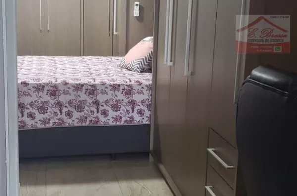 Casa com 2 suítes, 1 sala, 1 cozinha, 2 banheiros, 1 lavabo, 1 sótão, 1 área de serviço e 2 vagas de garagem - Foto 13
