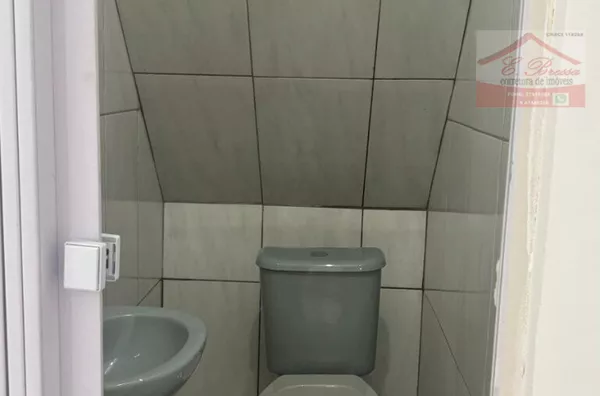 Salão Comercial 45m² com Porta Automática | Ideal para E-commerce e Confecção