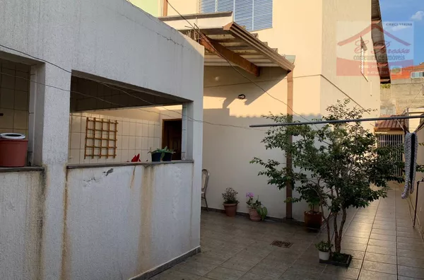 Oportunidade no Parque Nações Unidas! Sobrado 140m² com Suíte, 2 Vagas e Quintal Incrível! - Foto 6