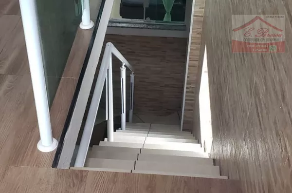 Casa com 2 suítes, 1 sala, 1 cozinha, 2 banheiros, 1 lavabo, 1 sótão, 1 área de serviço e 2 vagas de garagem - Foto 25