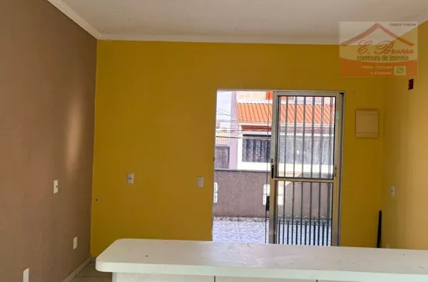 Casa para alugar próximo à Estação Aurora Sem Terra – 4 cômodos | Zona Norte SP