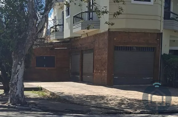 Excelente Salão Comercial para Locação em São Roque!