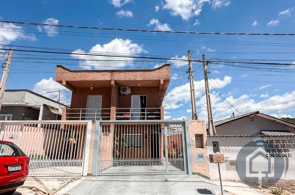 Casa Ampla e Aconchegante com Suíte e Quintal