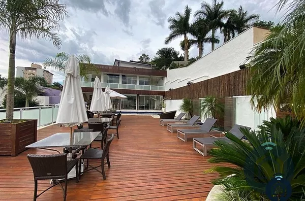 Casa de alto padrão 