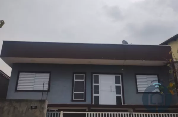 Excelente Casa à Venda com 3 Quartos no Loteamento Jardim do Sol, São Roque