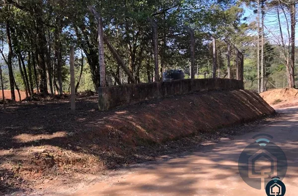 Espaço Ideal para seu Projeto: Próximo à Estrada do Vinho