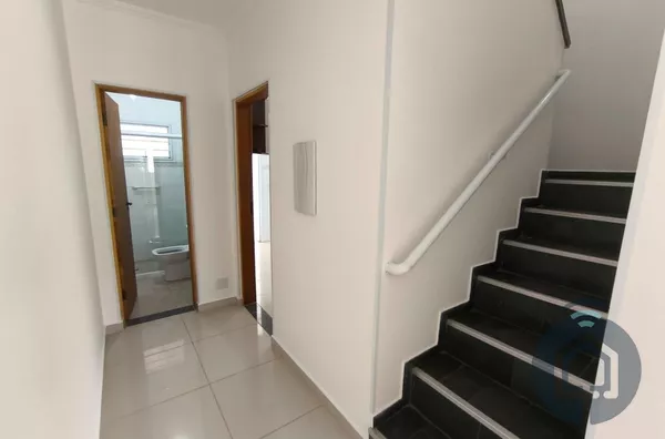 Ampla casa em condomínio!! - Foto 4