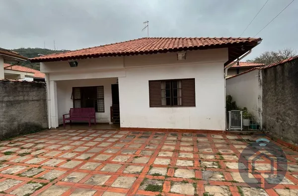 Casa para venda, 3 quarto(s),  Vila Marques, São Roque