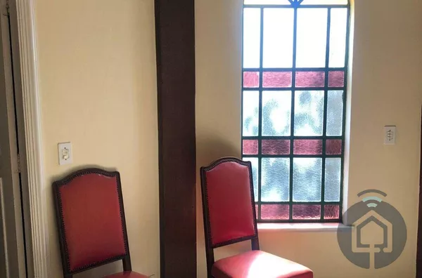 Elegância Rústica: Linda Casa com Amplo Terreno de 3.800 m² - Foto 16