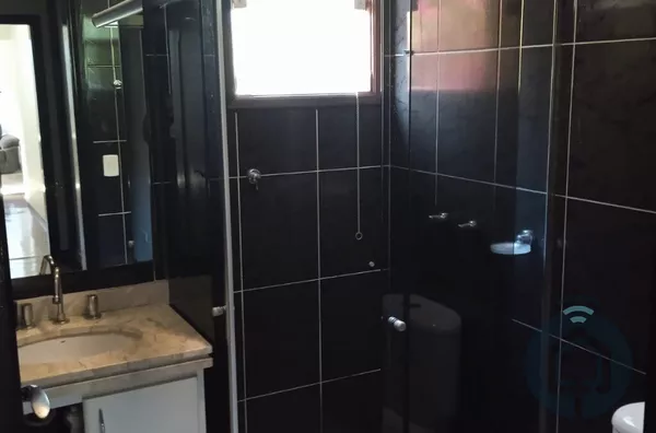Residência de Luxo em Condomínio Exclusivo: Uma Obra-Prima em Meio à Natureza - Foto 32