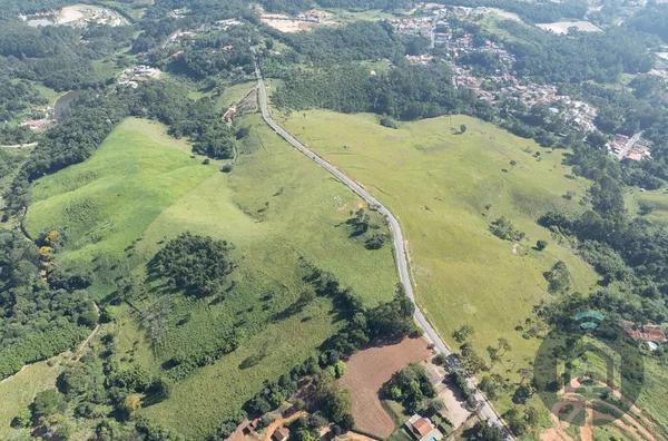 Desenvolva Seu Projeto na Rota do Vinho: Espaço Ideal para Loteamentos e Complexos de Lazer