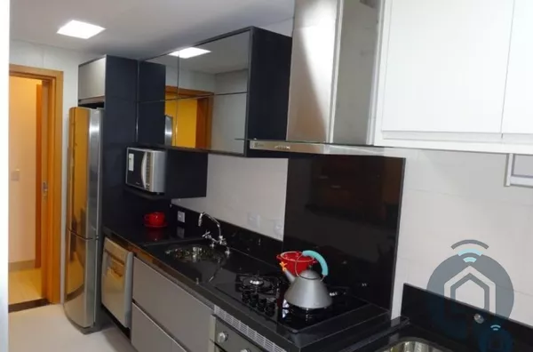 Amplo apartamento no centro