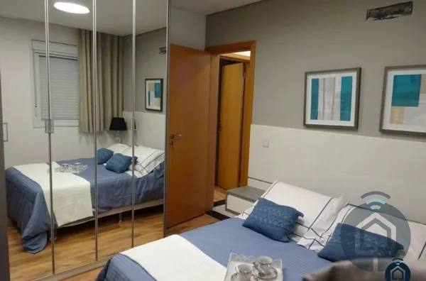 Amplo apartamento no centro