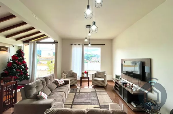 Harmonia e Sofisticação em Condomínio Intimista 