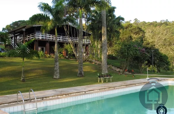 Sítio Encantador no Roteiro do Vinho em São Roque