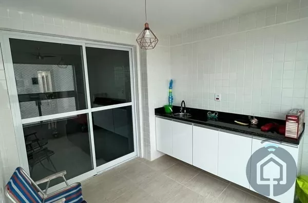 Apartamento mobiliado em frente ao mar 