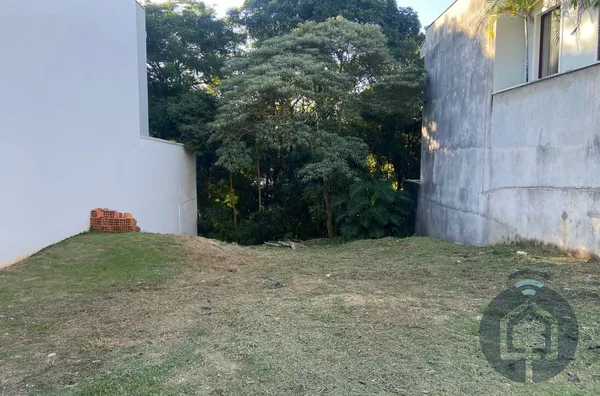 Seu futuro começa aqui – Terreno em condomínio fechado com ótima localização!