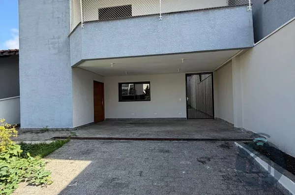 Casa em condomínio para aluguel, 3 quarto(s),  Loteamento Villa Di Roma, São Roque