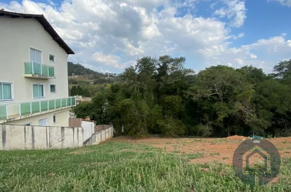 Lote em condomínio fechado