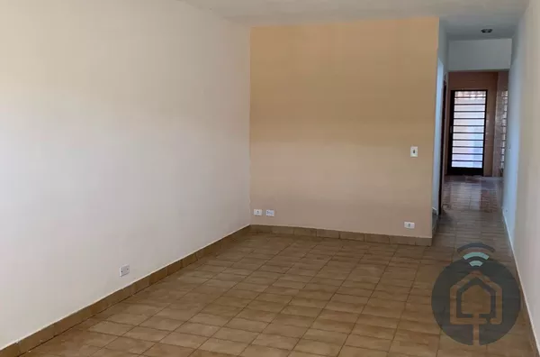 Ótima Oportunidade! Sobrado para Locação na Avenida Bandeirantes!