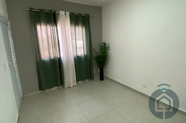 Casa mobiliada em condomínio com lazer completo!
