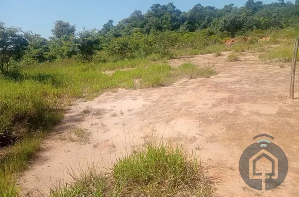 Terreno de 32.000 m² em Aracariguma: Amplitude e Potencial para Seus Projetos!