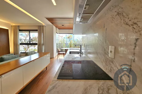 Conforto e sofisticação em edifício icônico com 2 suítes e 2 vagas