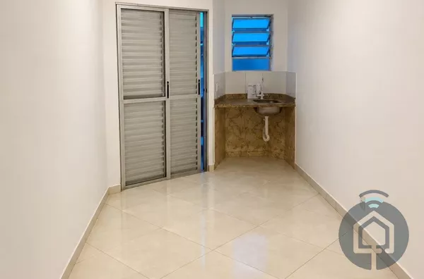 Kitnet com Vista Privilegiada no Centro de São Roque!